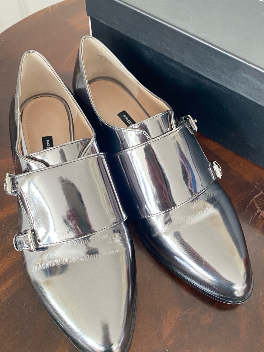 French Connection FC Lorinda Metallic Silver Loafers with Buckle Detail. Size 6